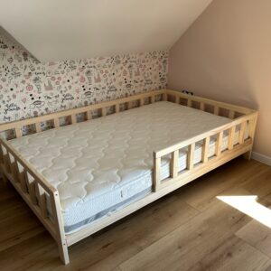 Łóżko Drewniane dla Dziecka